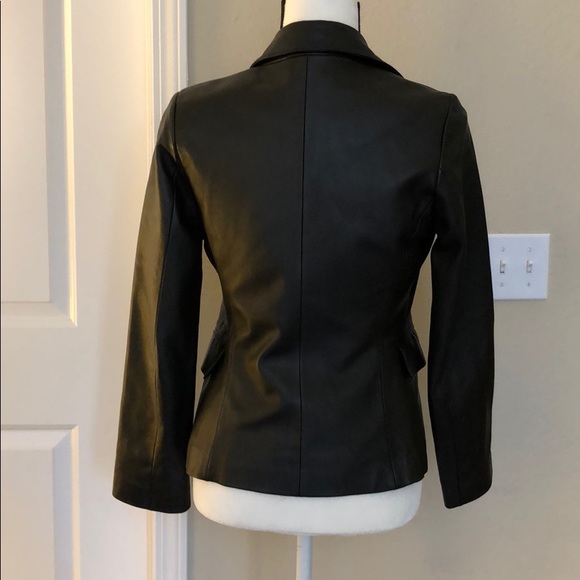 Women leather jacket - Picture 3 of 6
